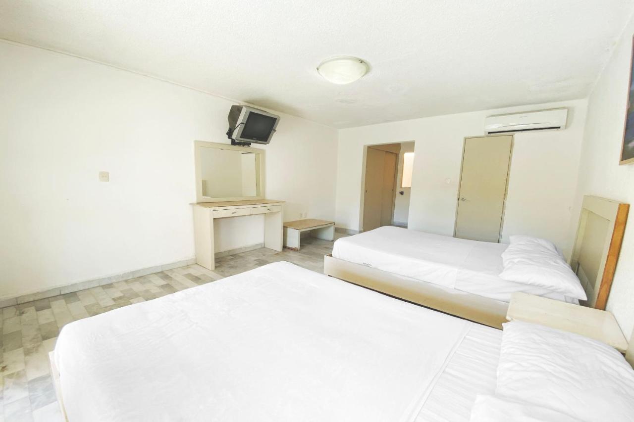 Oyo Hotel Villas Paraiso Stephany Acapulco Zewnętrze zdjęcie